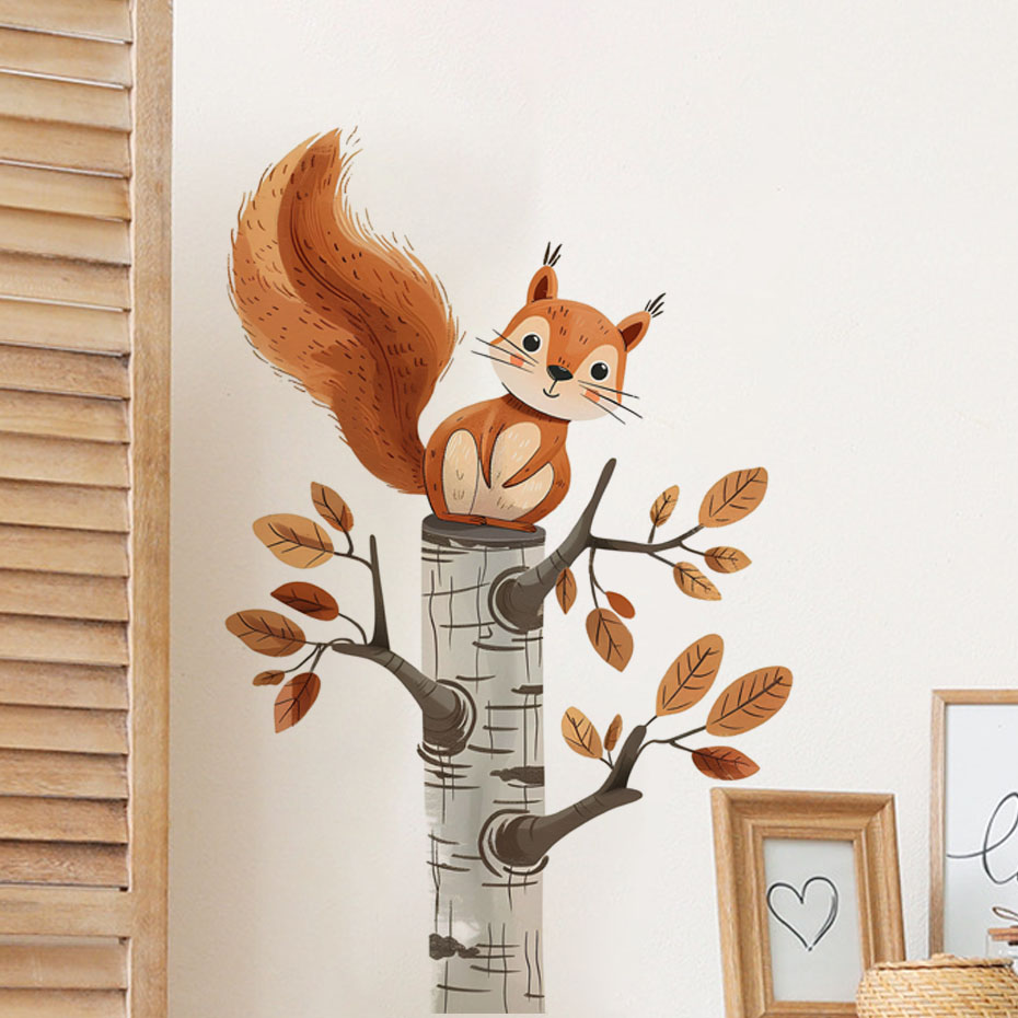 Baby Nursery Package - Cartoon-Eichhörnchen in einem Baum, Tiere, Wandaufkleber
