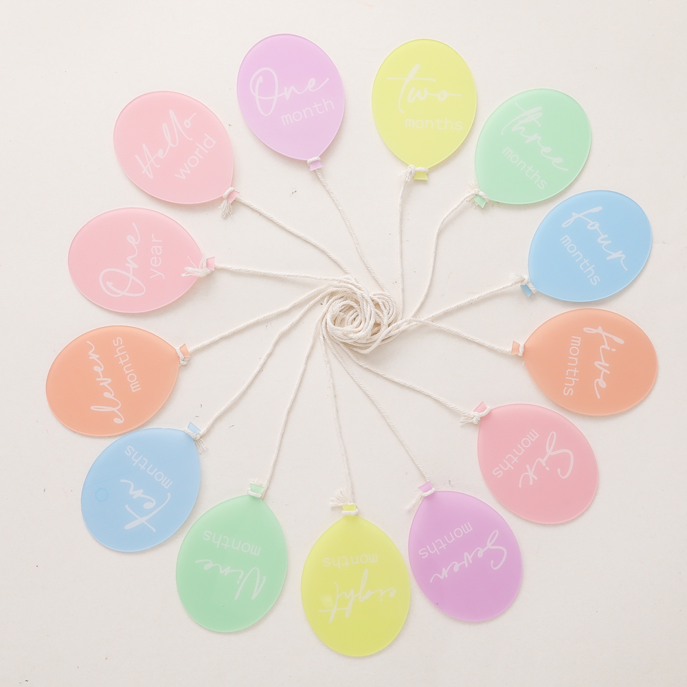 Baby Nursery Age - 13 Stück Acryl-Ballon-Baby-Meilensteine, 1–11 Monate Foto-Requisiten,